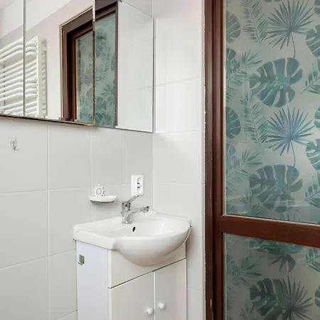 דירה Cozy With Workspace Near The Skm Station By Renters