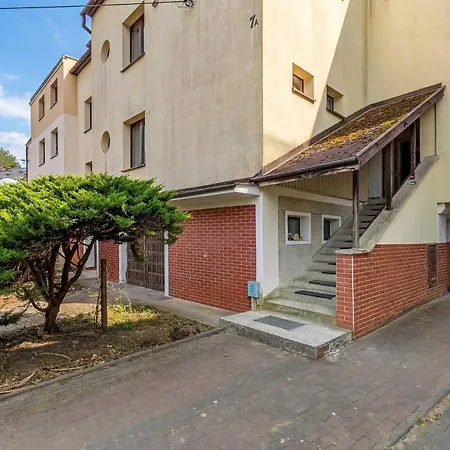 דירה Cozy With Workspace Near The Skm Station By Renters *